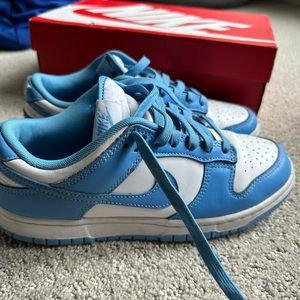 Nike dunk low unc size men’s 71/2 used